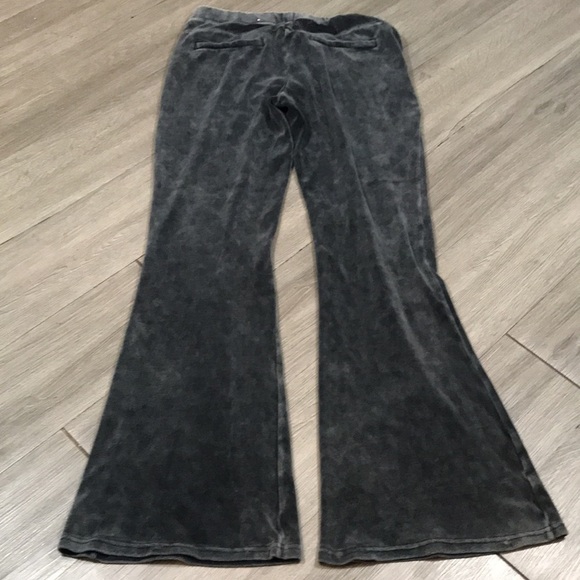 Pam & Gela Gray Velour Flare Leg Pull-On Track Pants size L - Picture 9 of 9